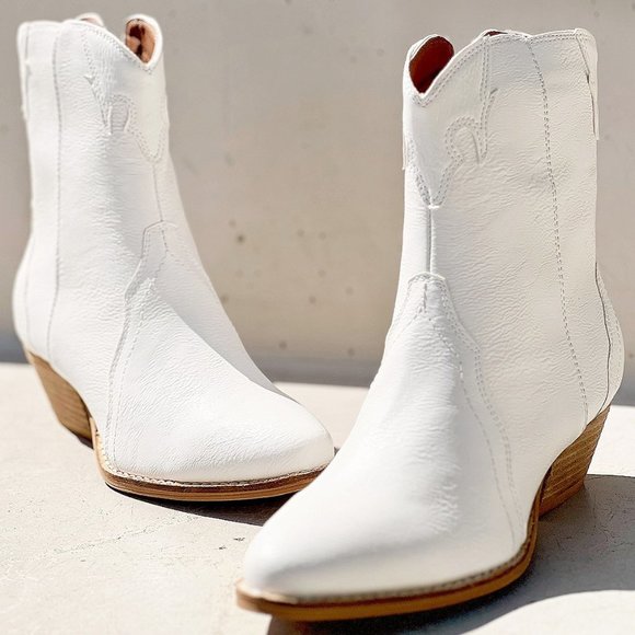 NEW Pointy Toe Stack Block Heel Zip Up Western Ankle Booties Boots Off White - Picture 4 of 16